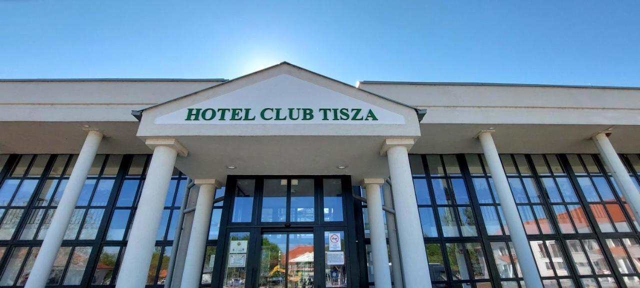 Hotel Club Tisza Lakitelek Buitenkant foto