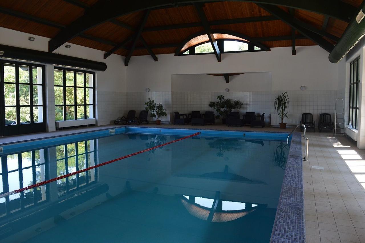 Hotel Club Tisza Lakitelek Buitenkant foto